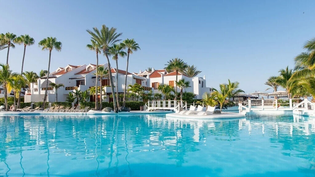 Parque Santiago III and IV Apartments